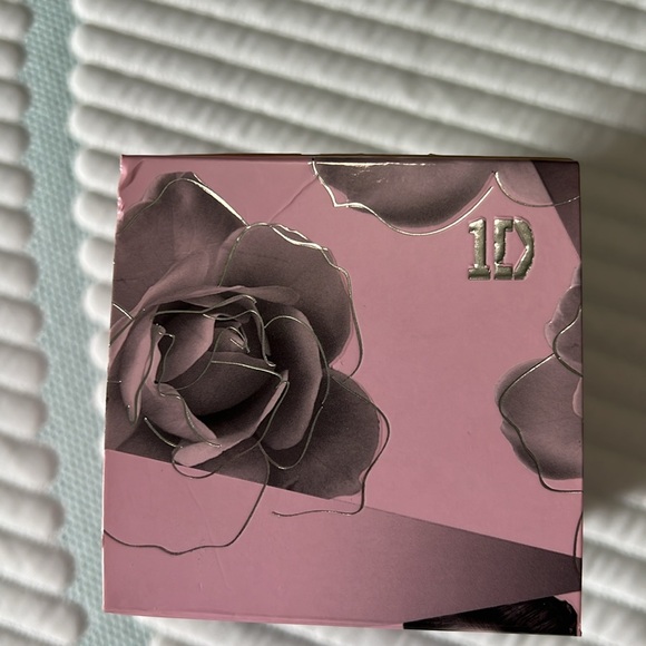 BOX ONLY One Direction 1D Our Moment Eau De Parfum 1.7fl oz BOX ONLY note inside - Picture 2 of 6